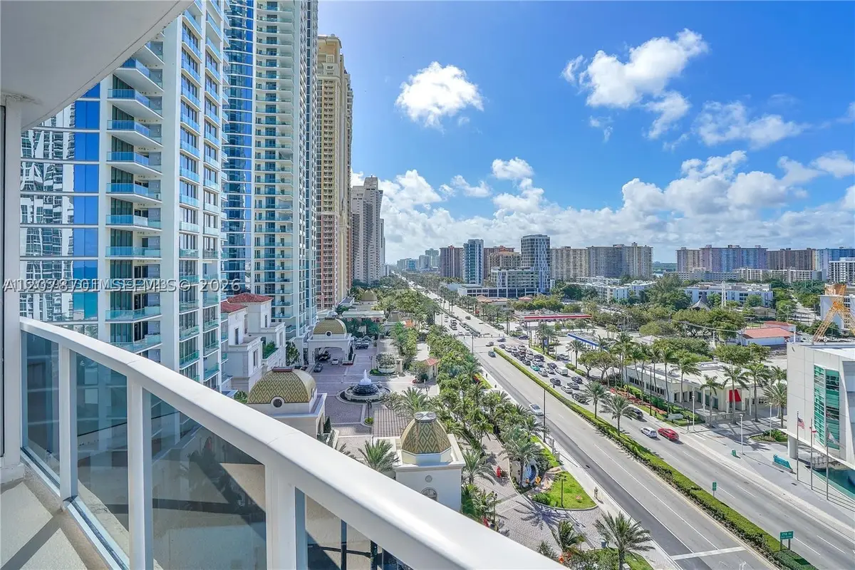 18001 Collins Ave #917, Sunny Isles Beach, FL 33160 - #1