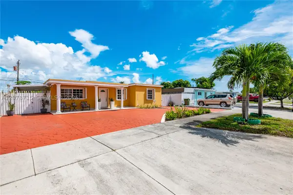 359 W 35th St, Hialeah, FL 33012