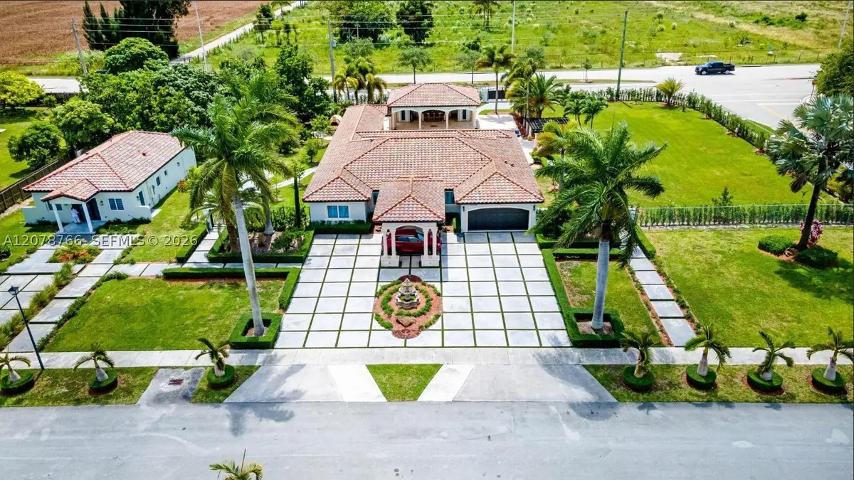 17122 SW 156th Ct, Miami, FL 33187 - #1