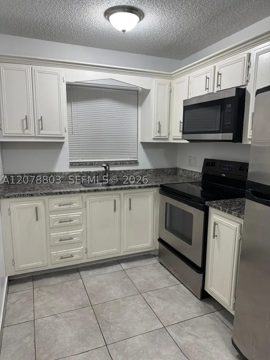 1746 N 3rd Ave N #3, Lake Worth, FL 33460 - #2