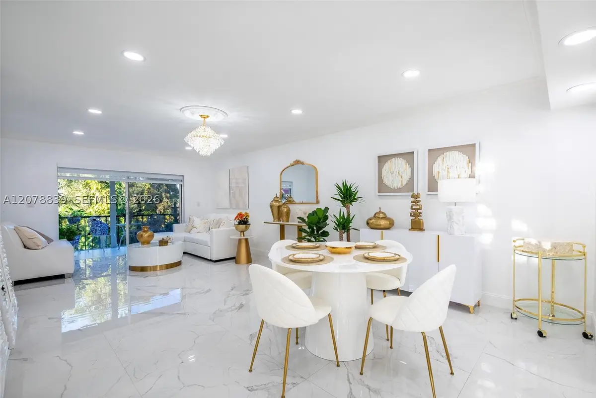 300 S Hollybrook Dr #310, Pembroke Pines, FL 33025 - #1