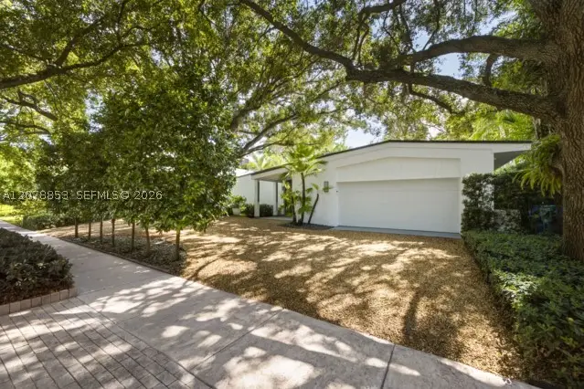 205 S Shore Dr S, Miami, FL 33133 - #3