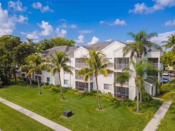 5780 Rock Island Rd #366, Tamarac, FL 33319