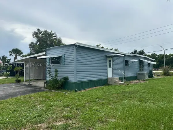 4046 67th Ln, Riviera Beach, FL 33404
