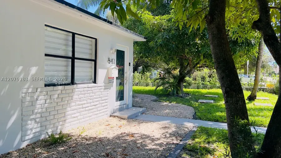 841 S 24th Ave, Hollywood, FL 33020 - #2
