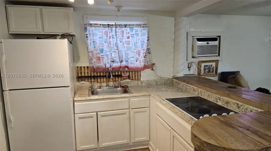 2506 Acapulco Dr, Miramar, FL 33023 - #3