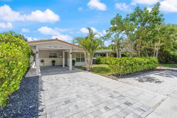 684 NE 35th St, Oakland Park, FL 33334