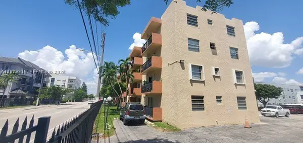 677 SW 9th Ave #405, Miami, FL 33130