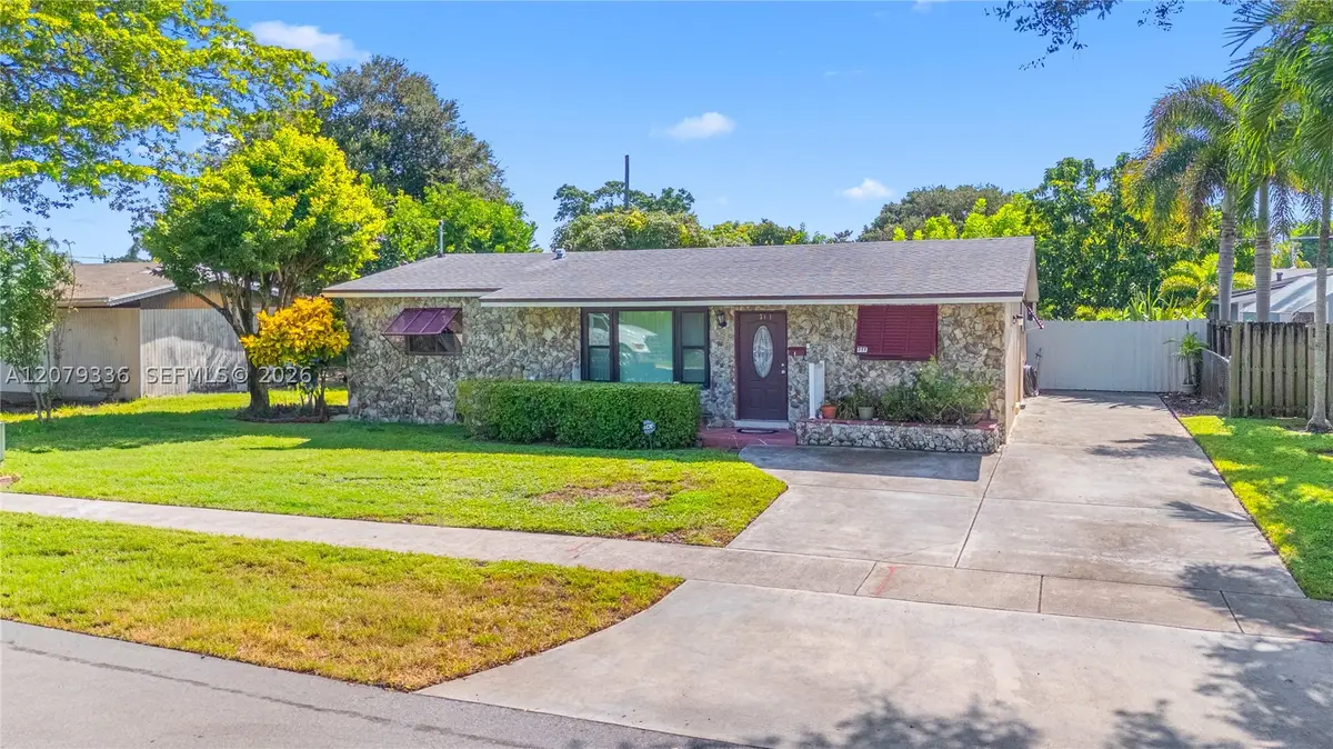311 SW 70th Ter, Pembroke Pines, FL 33023 - #1