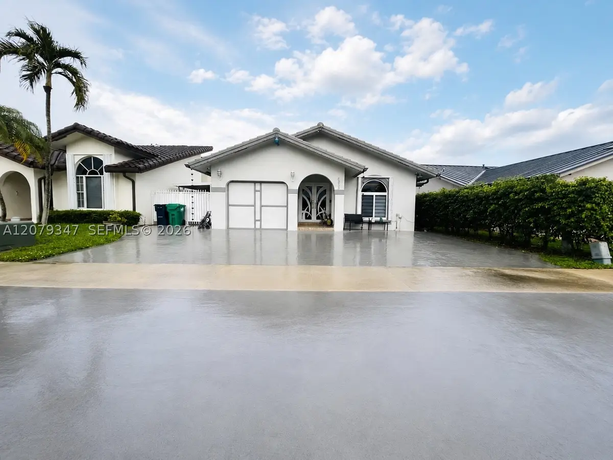 4939 SW 143rd Ave, Miami, FL 33175 - #1