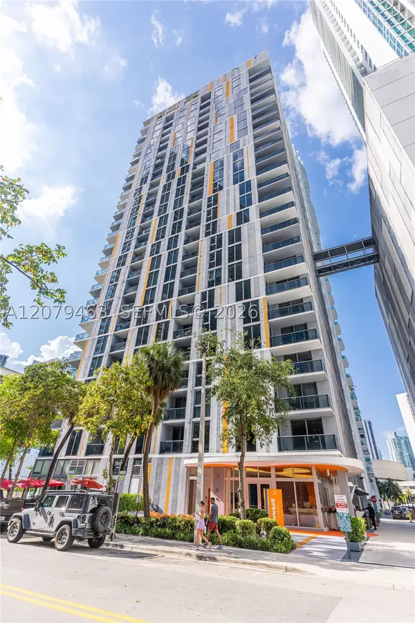 31 SE 6th St #707, Miami, FL 33131