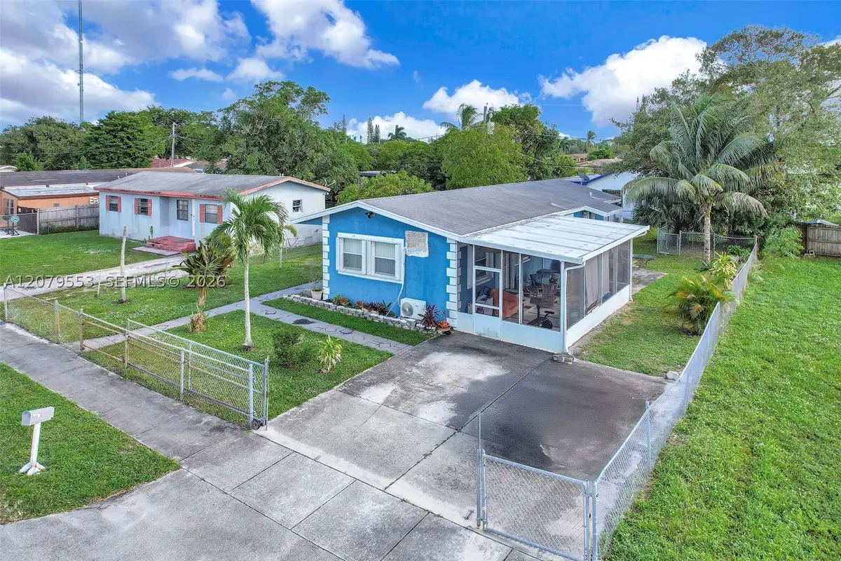 2760 NW 23rd St, Fort Lauderdale, FL 33311 - #1