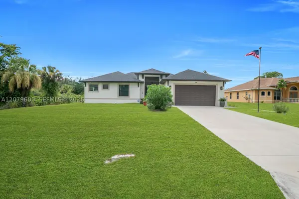 609 Clayton Ave, Lehigh Acres, FL 33972