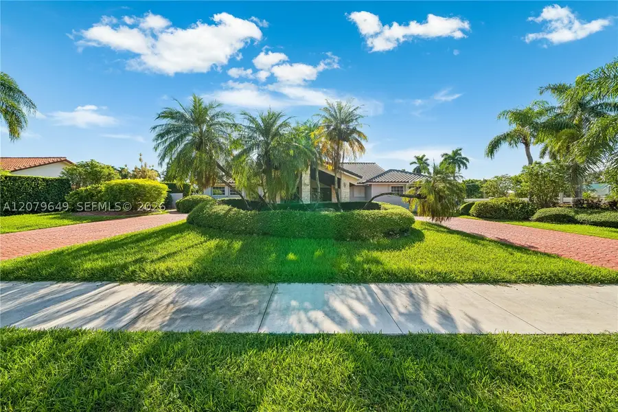 590 NW 132nd Ave, Miami, FL 33182 - #2