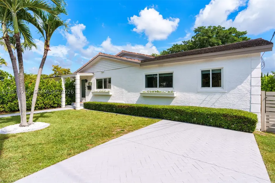 2521 SW 25th Ter, Miami, FL 33133 - #3