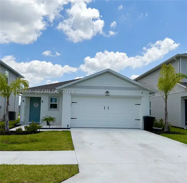12119 Shortleaf Pine Trl, Fort Myers, FL 33966