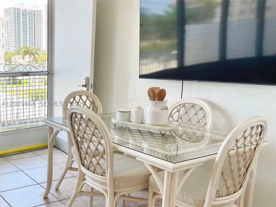 3177 S Ocean Dr #321, Hallandale Beach, FL 33009 - #3