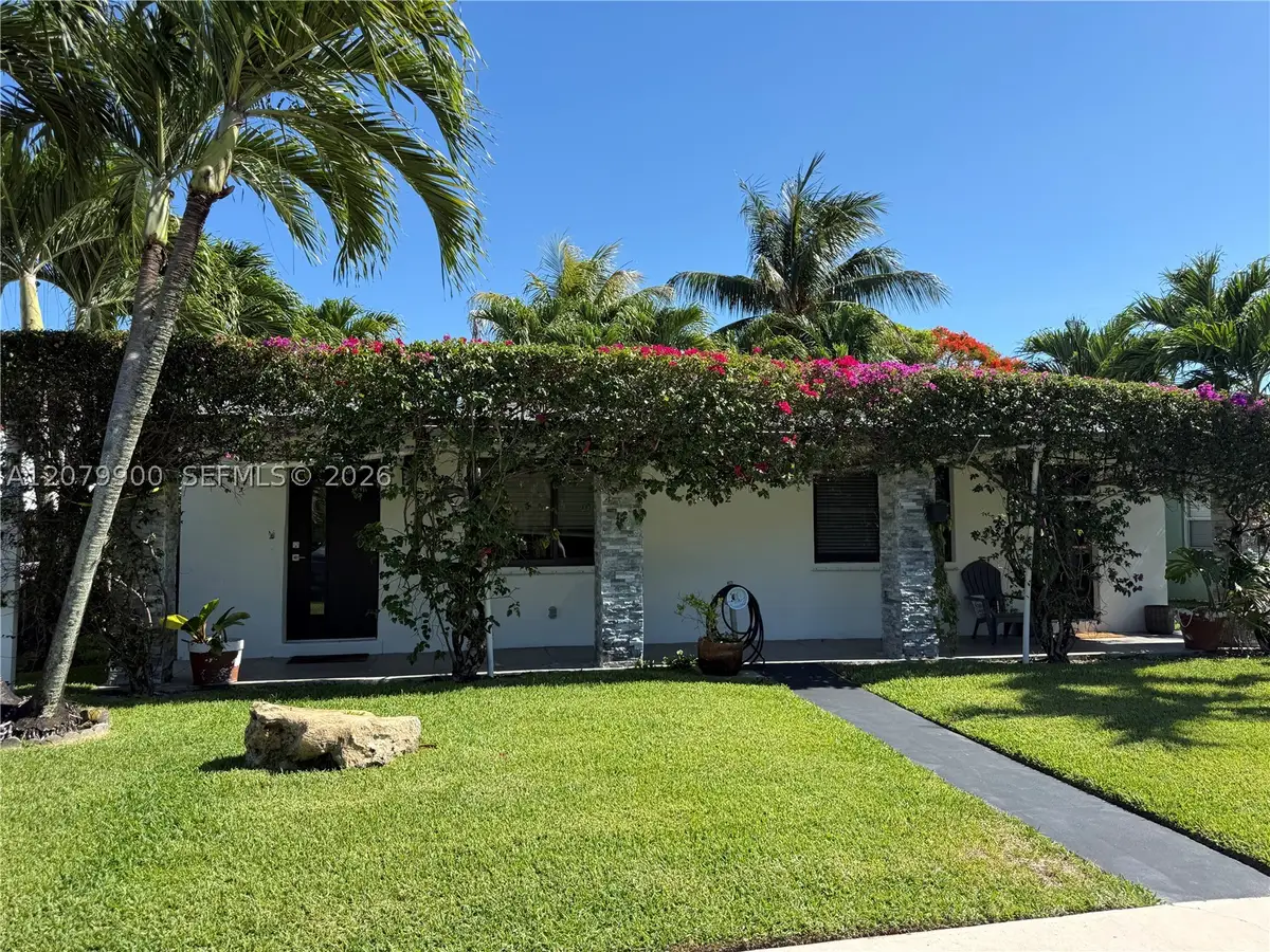 612 W Drew St, Lantana, FL 33462 - #1
