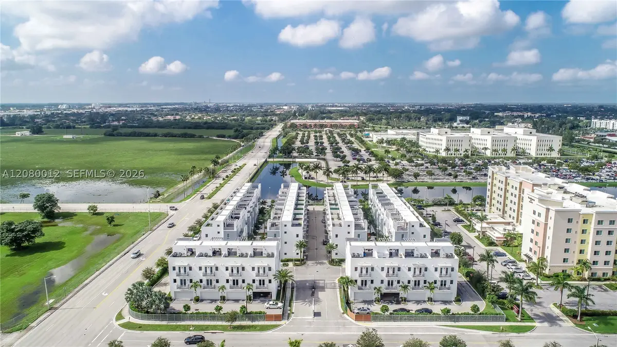 3340 NW 91st Ave, Doral, FL 33172 - #1