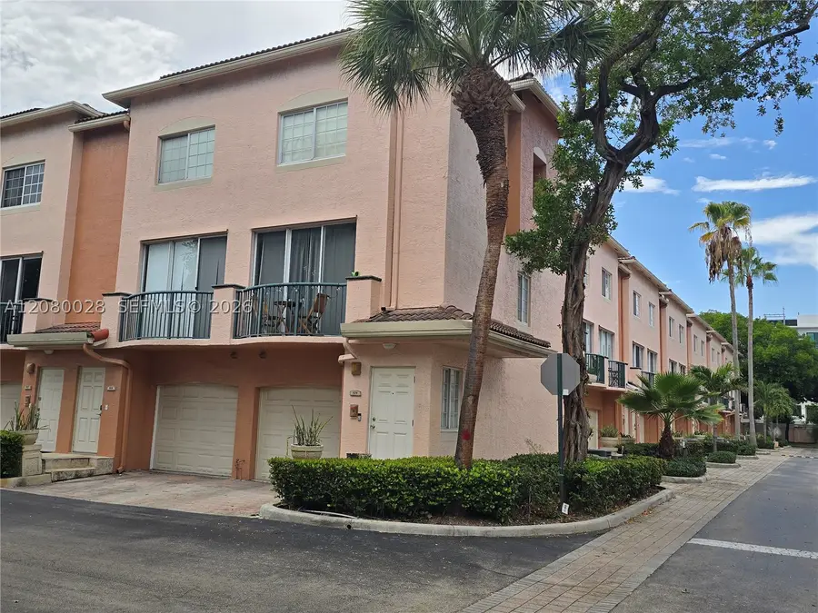 2107 SE 10th Ave #818, Fort Lauderdale, FL 33316 - #2