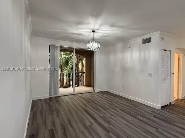 17150 N Bay Rd #2201, Sunny Isles Beach, FL 33160