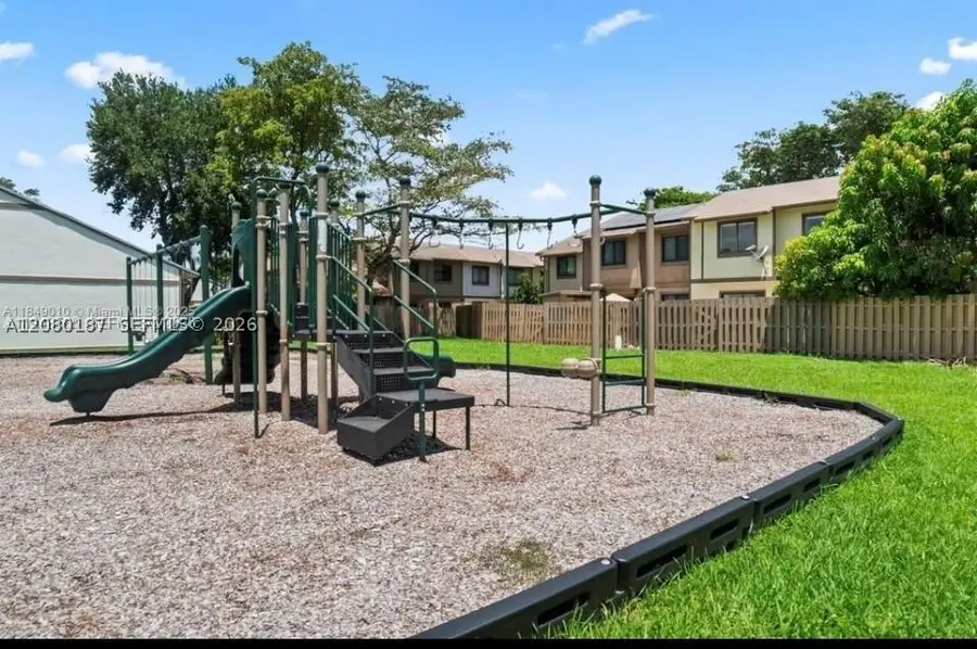453 NE 210th Ter, Miami, FL 33179 - #3