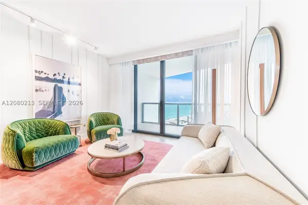 2201 Collins Ave #807, Miami Beach, FL 33139