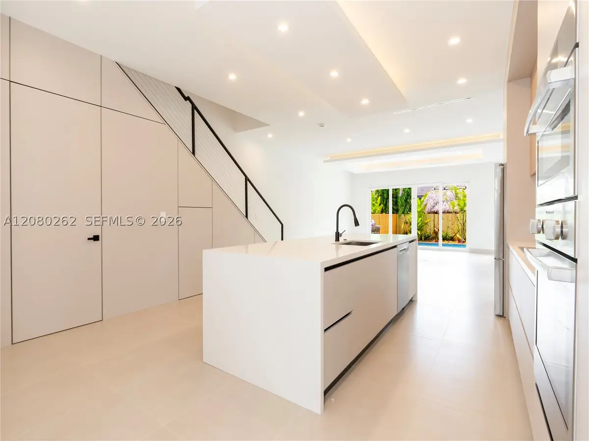 721 SW 7th Ave, Fort Lauderdale, FL 33315 - #1