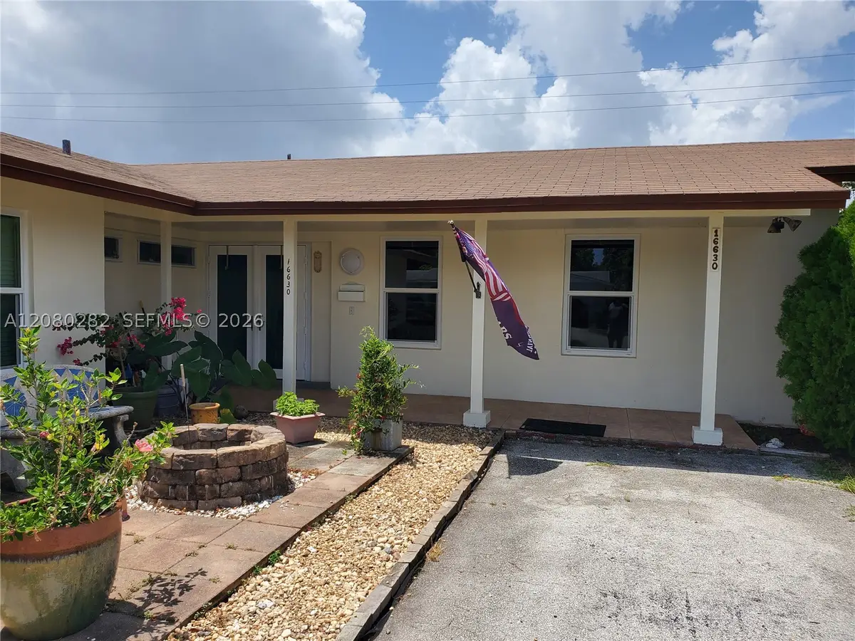 16630 SW 102nd Pl, Miami, FL 33157 - #1