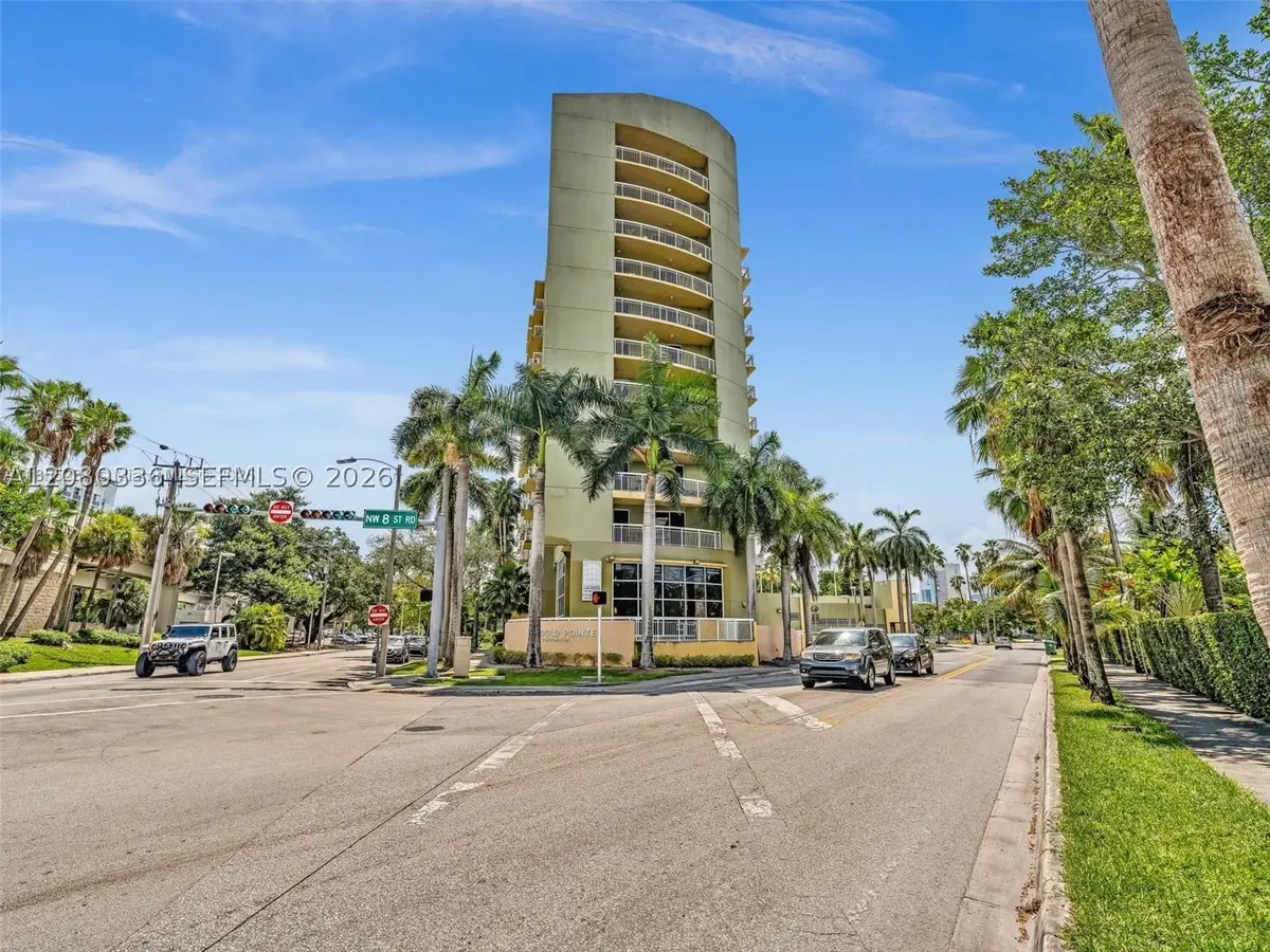 816 NW 11th St #902, Miami, FL 33136 - #1
