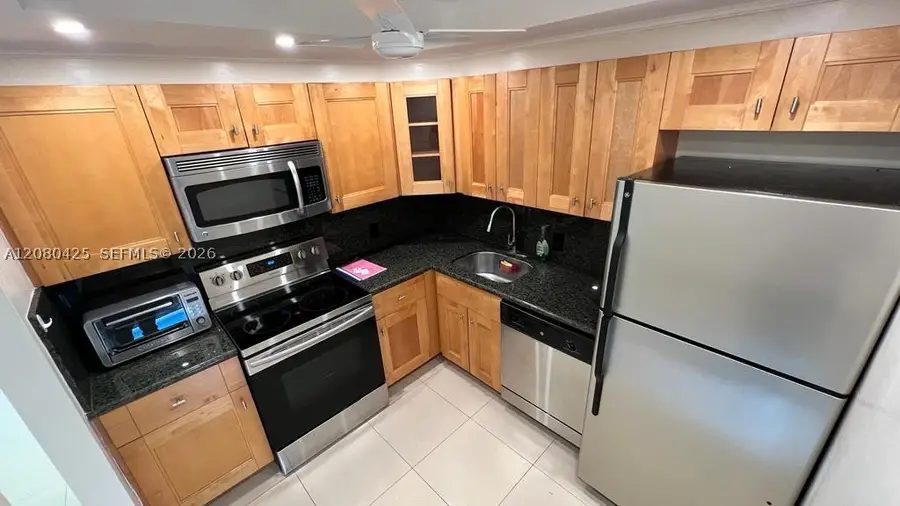 20500 W Country Club Dr #204, Aventura, FL 33180 - #2