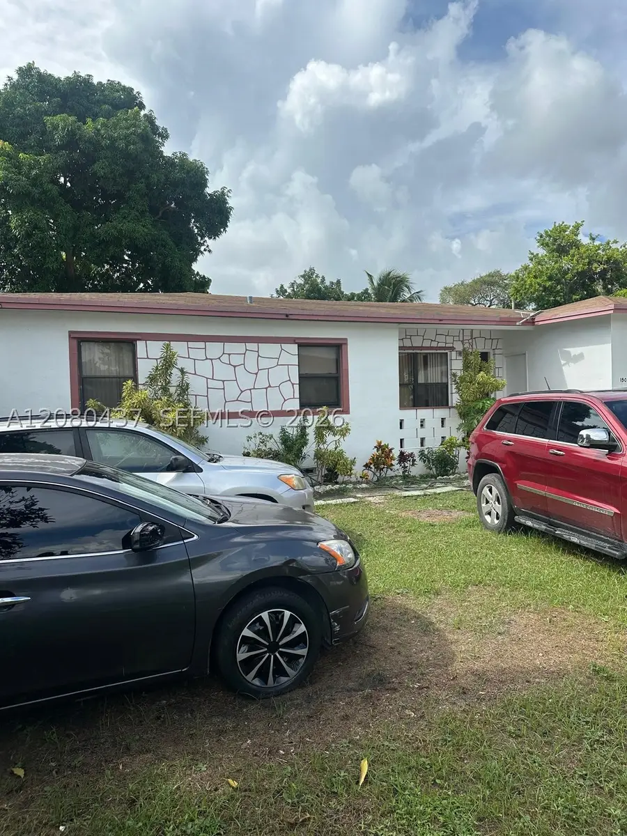 1500 NE 150th St, Miami, FL 33161 - #3