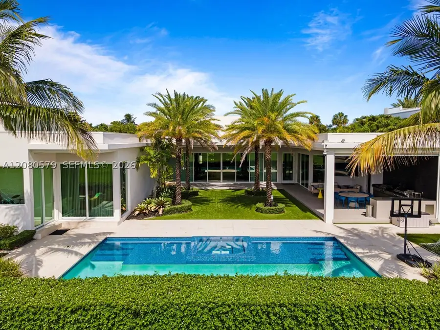 3939 Country Club Ln, Fort Lauderdale, FL 33308 - #3