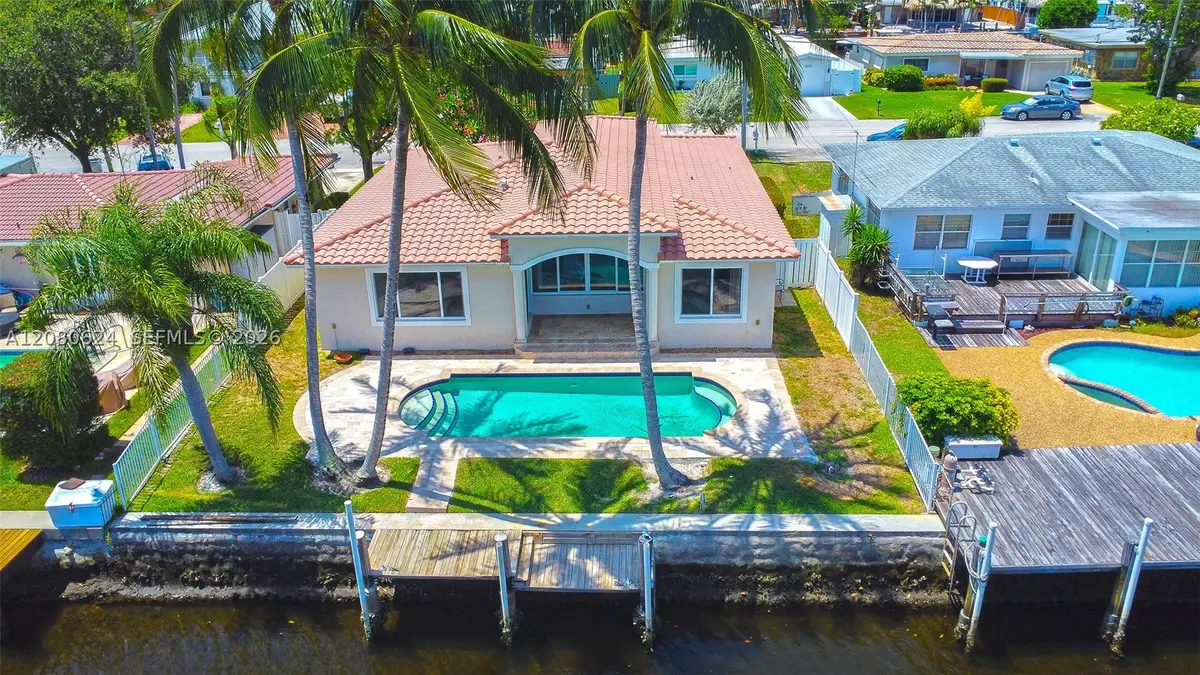2273 SE 14th St, Pompano Beach, FL 33062 - #1