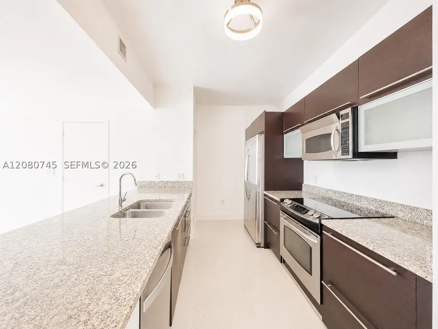 951 Brickell Ave #2407, Miami, FL 33131 - #3
