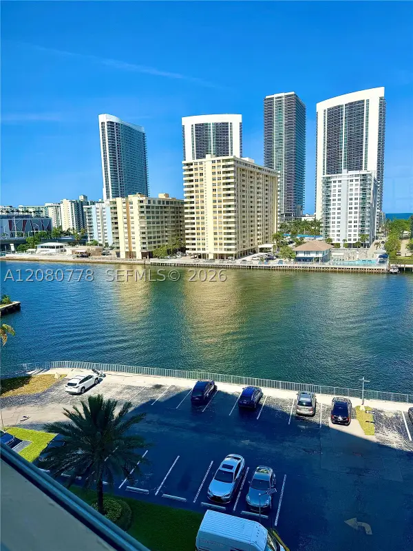 100 Golden Isles Dr #806, Hallandale Beach, FL 33009