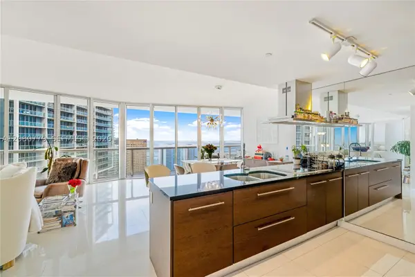495 Brickell Ave #4704, Miami, FL 33131