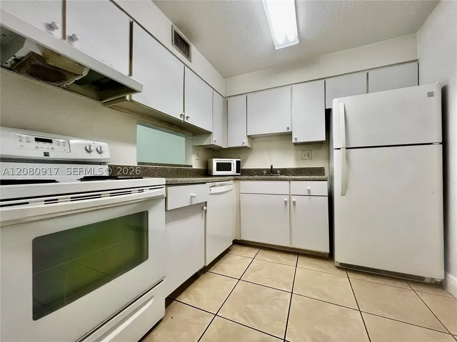5201 Geneva Way #109, Doral, FL 33166 - #3