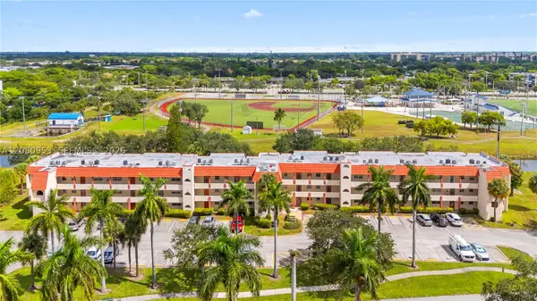 7891 N Sunrise Lakes Dr #305, Sunrise, FL 33322