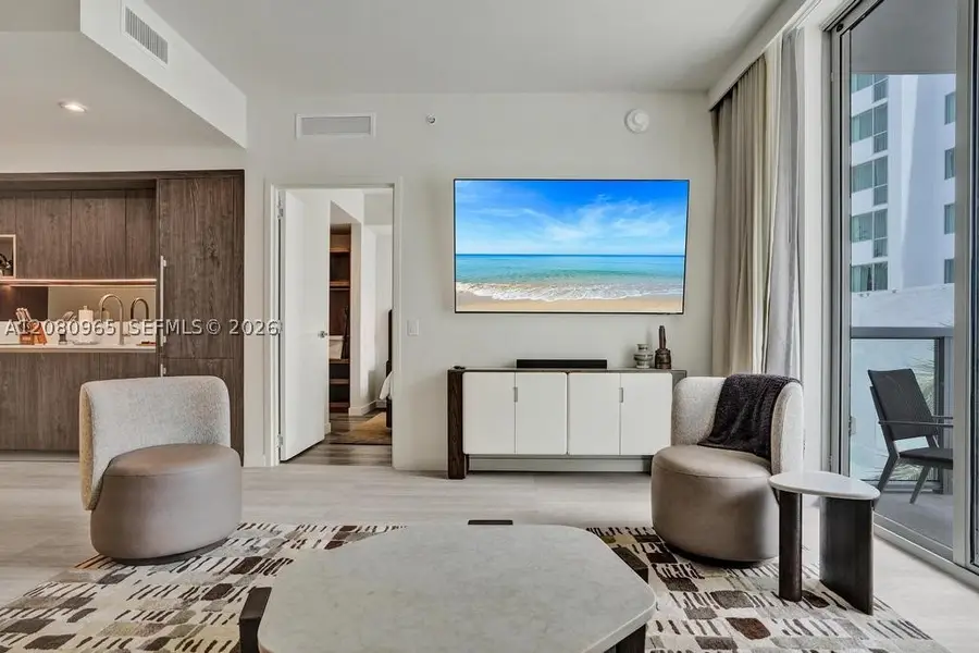 1611 SW 2nd Ave #402, Miami, FL 33129 - #2