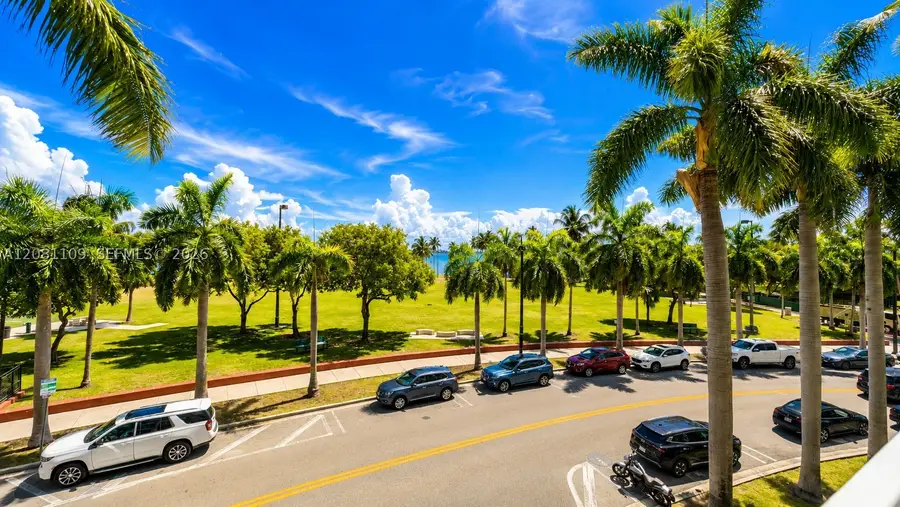 1900 N Bayshore Dr #504, Miami, FL 33132 - #2