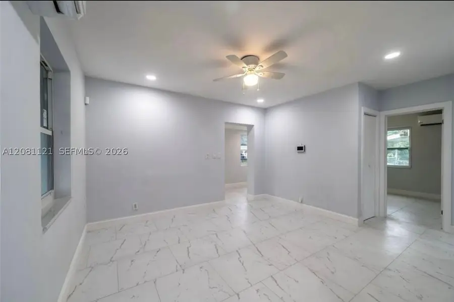 425 NW 14th Way, Fort Lauderdale, FL 33311 - #3