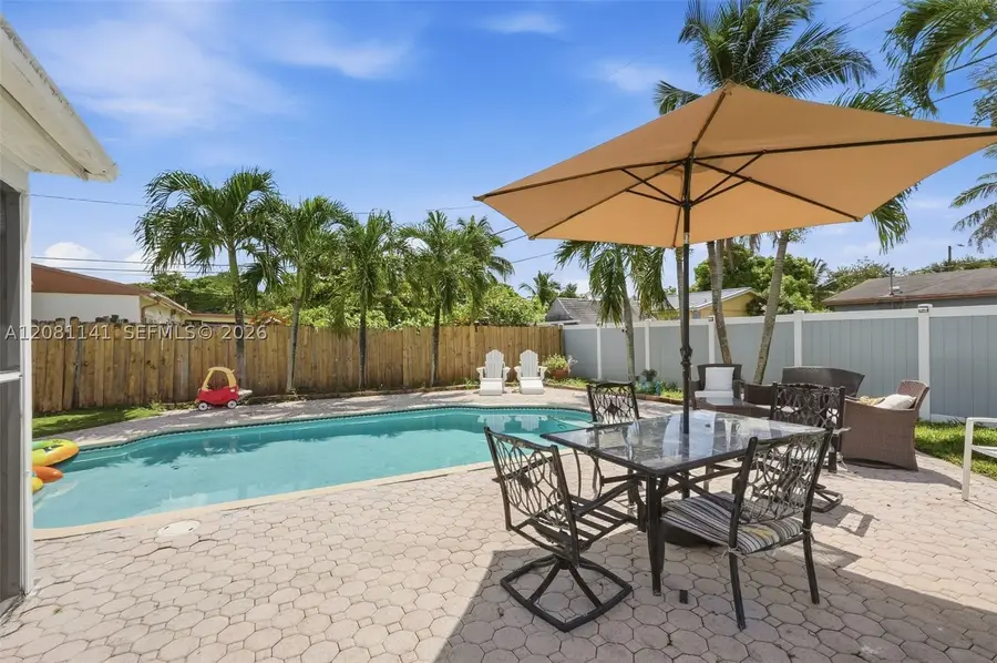 6220 SW 18th Pl, North Lauderdale, FL 33068 - #2
