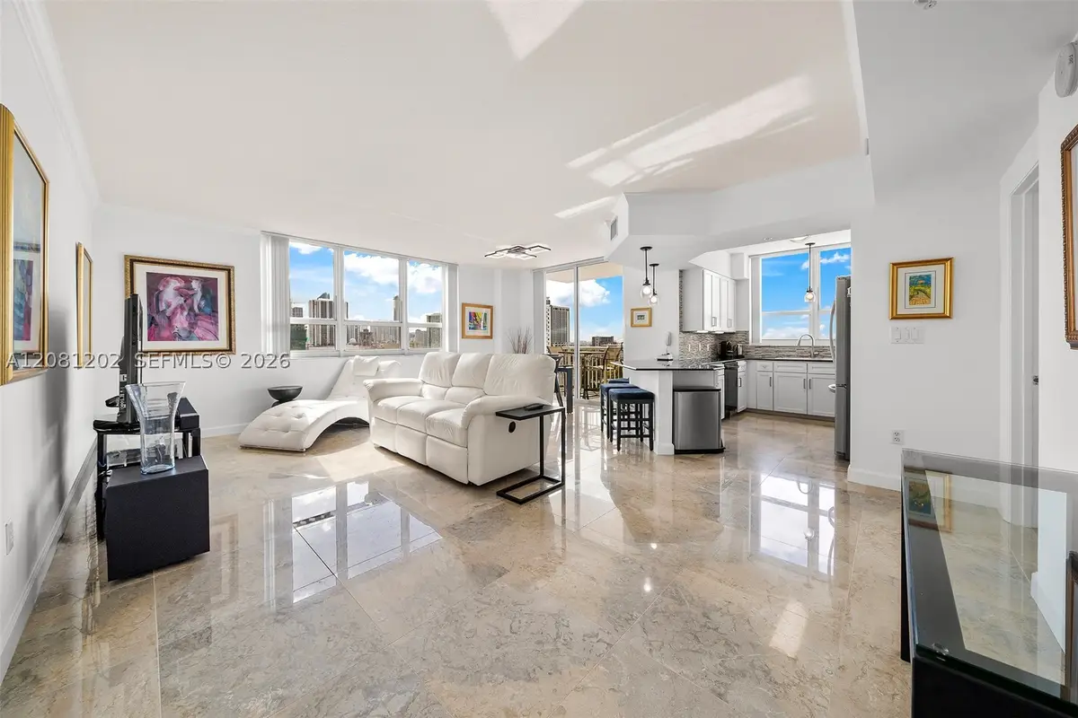 2000 N Bayshore Dr #1502, Miami, FL 33137 - #1