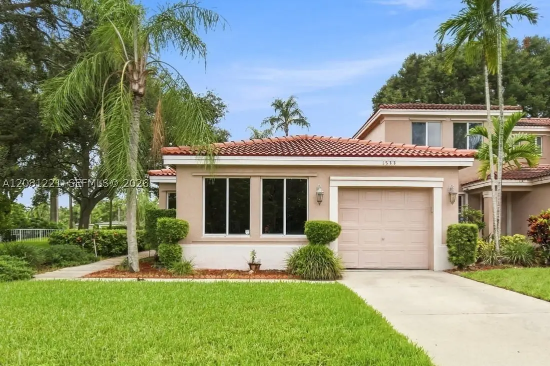 1533 W Harmony Lake Cir, Davie, FL 33324 - #1
