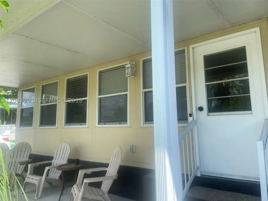 21711 NW 8th Ct, Pembroke Pines, FL 33029 - #2