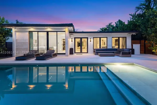 771 Fairway Dr, Miami Beach, FL 33141