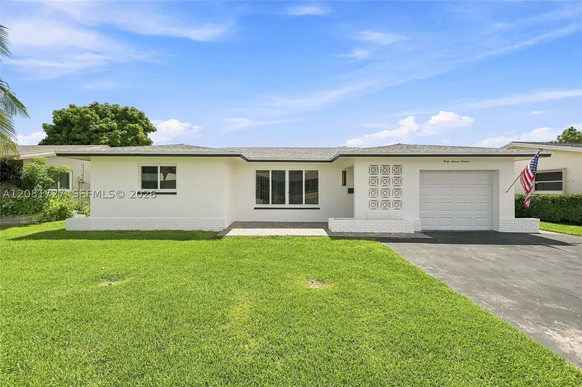 4716 NW 48th Ave, Tamarac, FL 33319 - #1