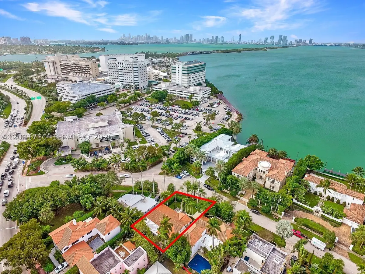 4323 N Bay Rd, Miami Beach, FL 33140 - #1