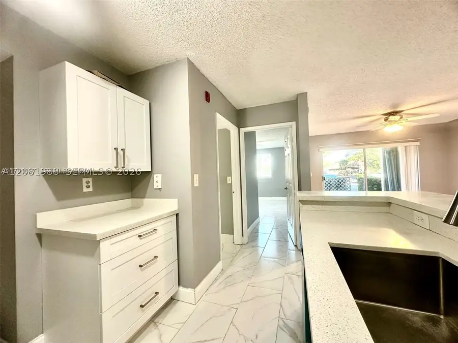 2620 S University Dr #105, Davie, FL 33328 - #3